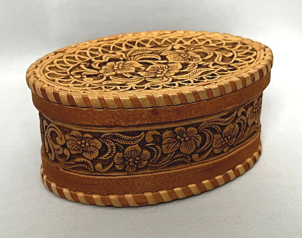 Three Lillies: Carved and embossed Oval Birchbark Box