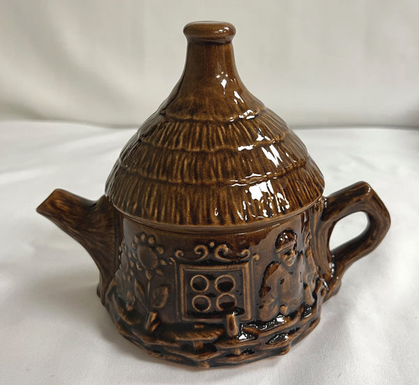 Village House Teapot (Dark)