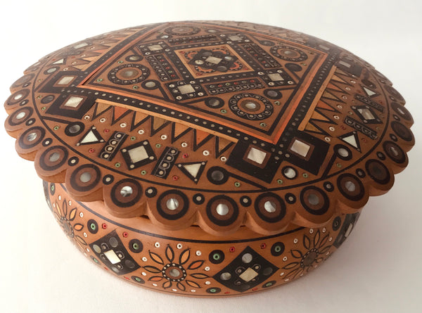 Medium Round Wooden Box with inlay