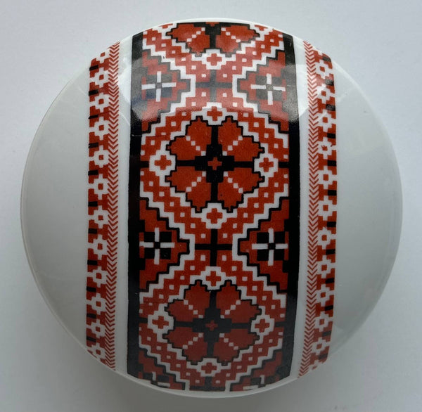 Embroidery design Round Box - Porcelain